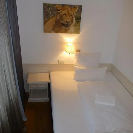Hotell Restaurant Felderbock 3*